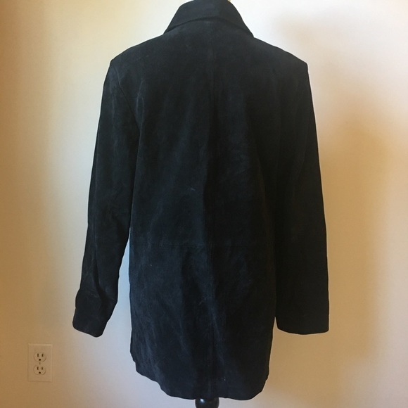 Bernardo genuine suede leather jacket with pockets. - Picture 5 of 6